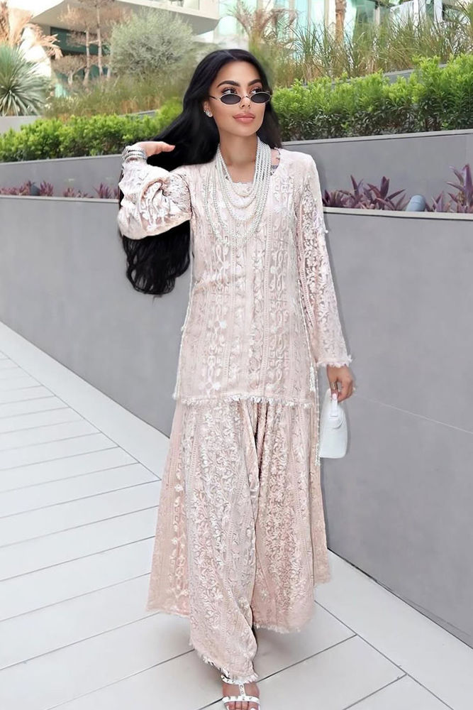 Picture of Sachi Bharat In Amina