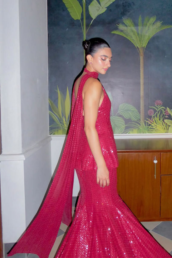 Sana Sardar In Yasmine