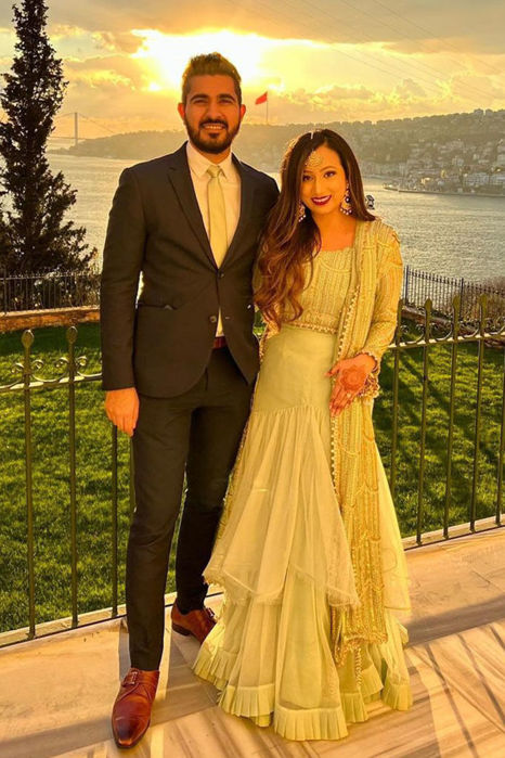 Picture of Areesha Aziz Khan In Falak