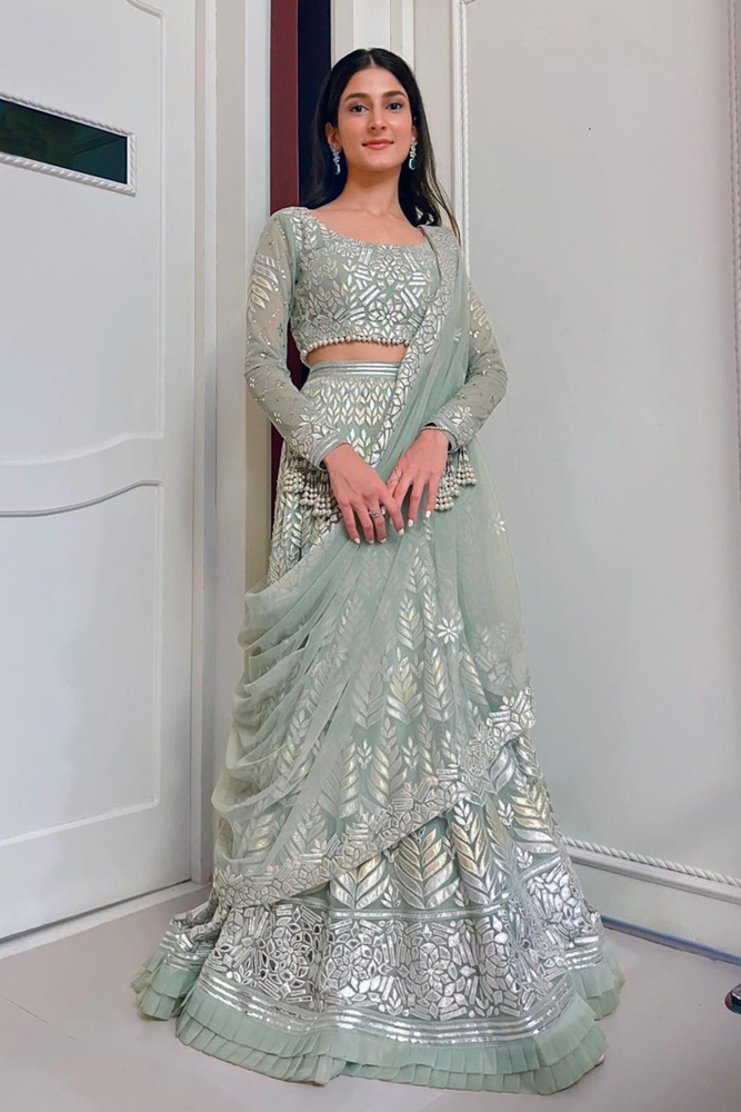 Picture of Alishay Adnan In Saraang