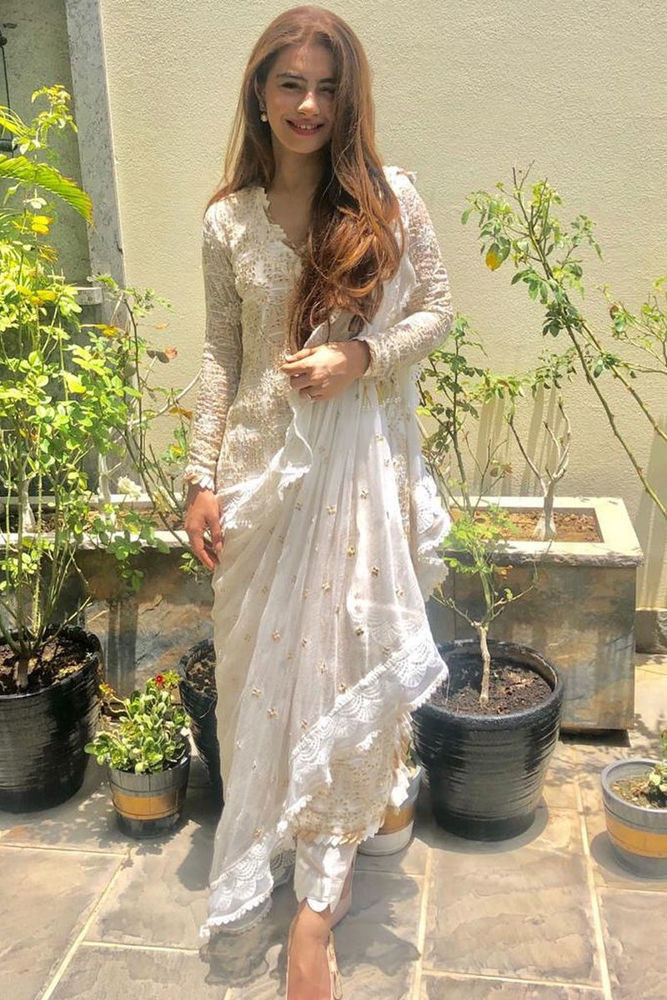 Picture of Irtiqa Hassan In Zari