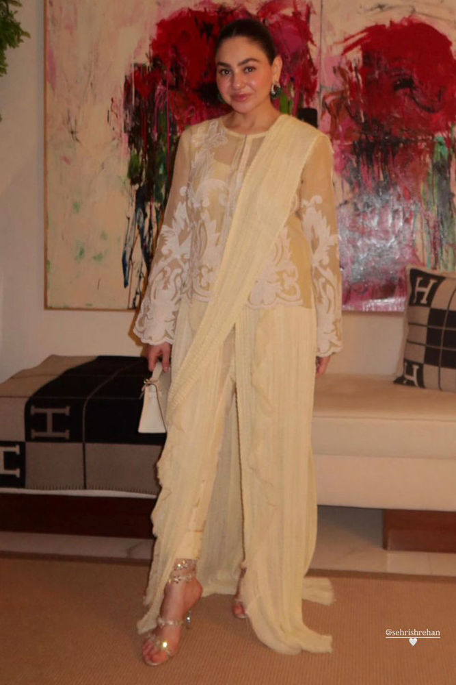 Picture of Client In Elara In Butter Yellow